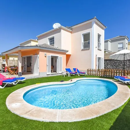 Aloe Con Piscina Climatizada, Playa Fanabe,