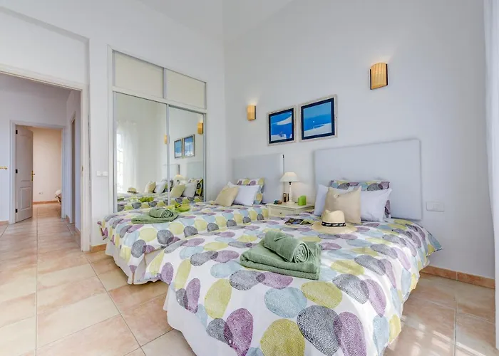 Aloe Con Piscina Climatizada, Playa Fanabe, Будинок відпочинку Адехе