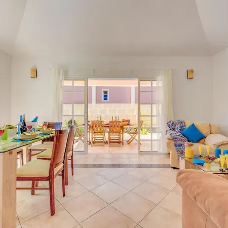 度假居 Aloe Con Piscina Climatizada, Playa Fanabe, 阿德耶